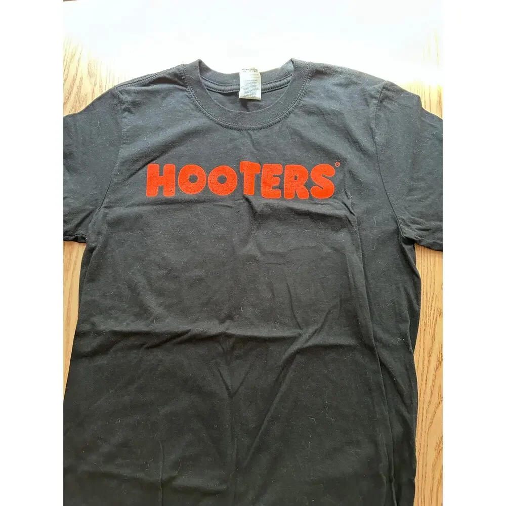 New Mens Hooters “Official Party Starter 🦉” T-shirt Black size Small